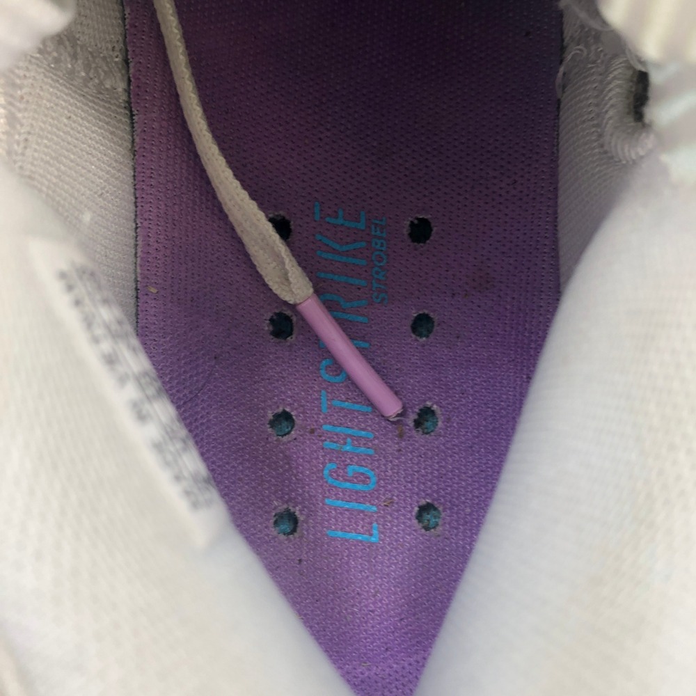 Adidas DON Issue 4 Donovan Mitchell White Multi Basketball Shoes Sneaker Youth 4 - Picture 6 of 8